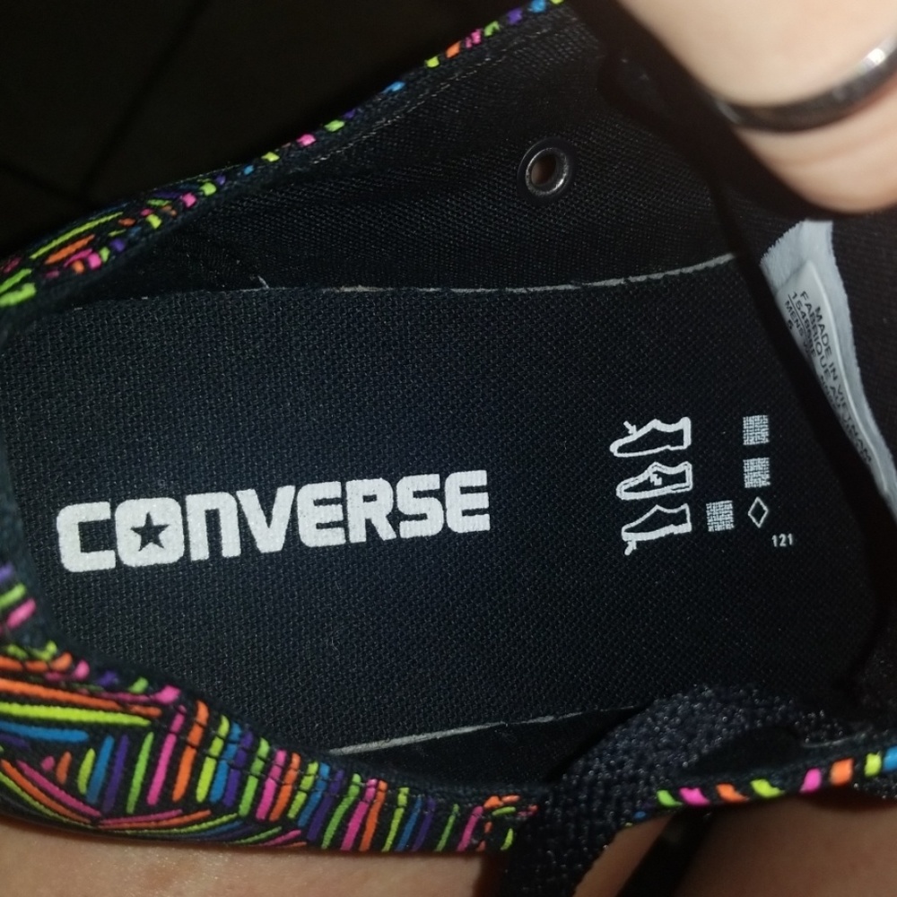 Converse - Picture 6 of 7